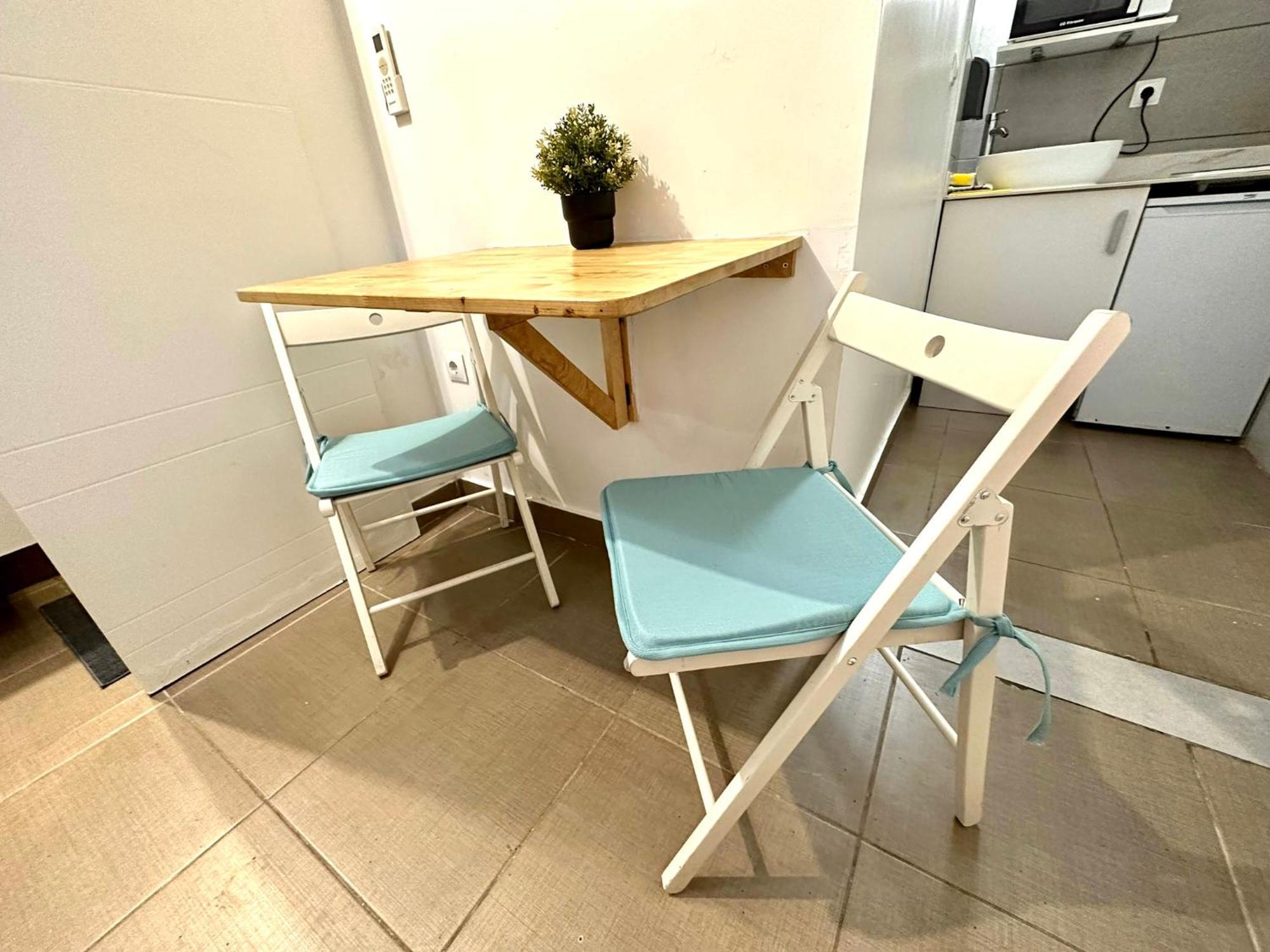Nice Apartment In Barcelona By Perita Next Metro St T1 외부 사진